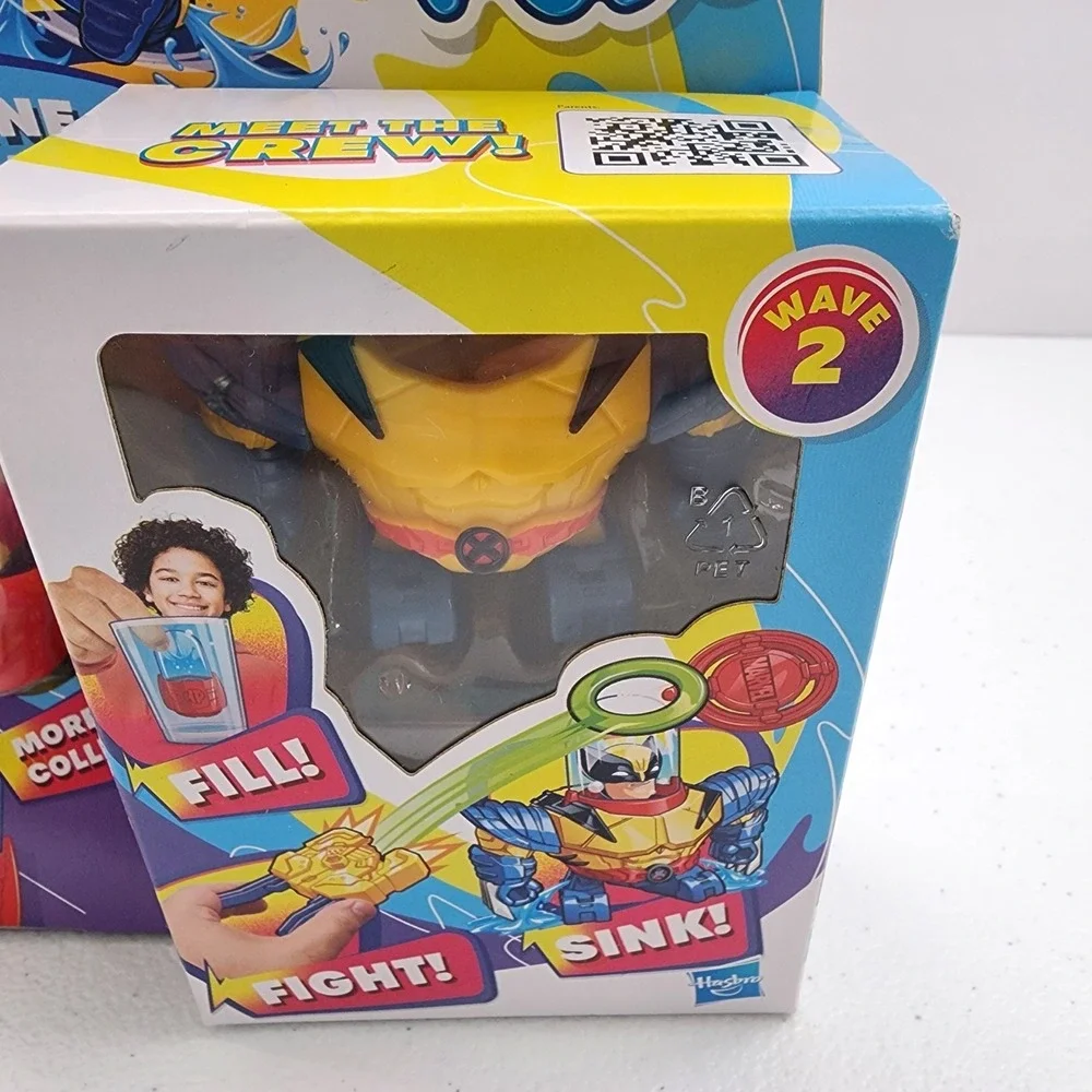New Hydro Pods Marvel Wolverine Aqua Armor Mech Suit Battle Set Water Activated